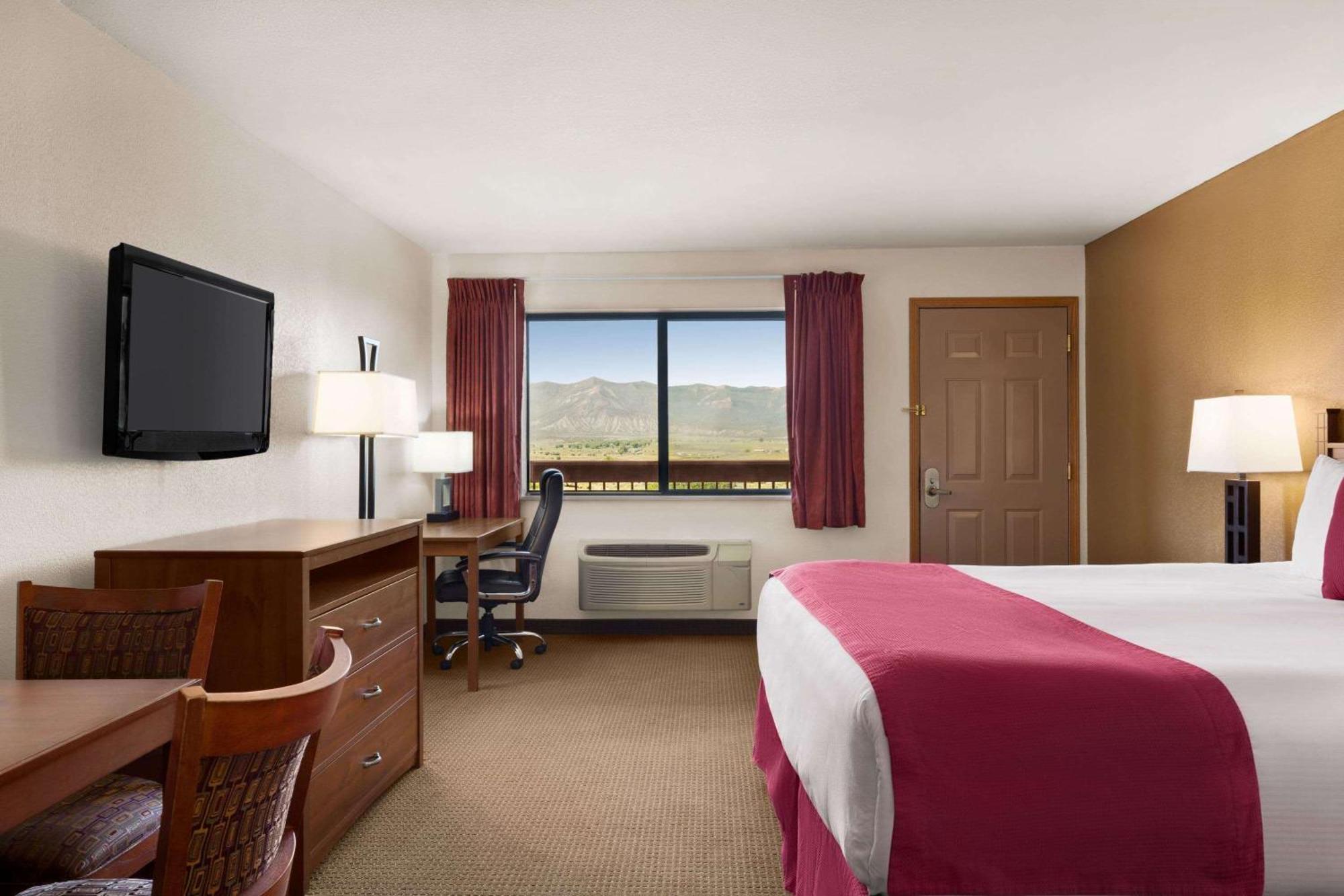 Hotel Baymont By Wyndham 3*